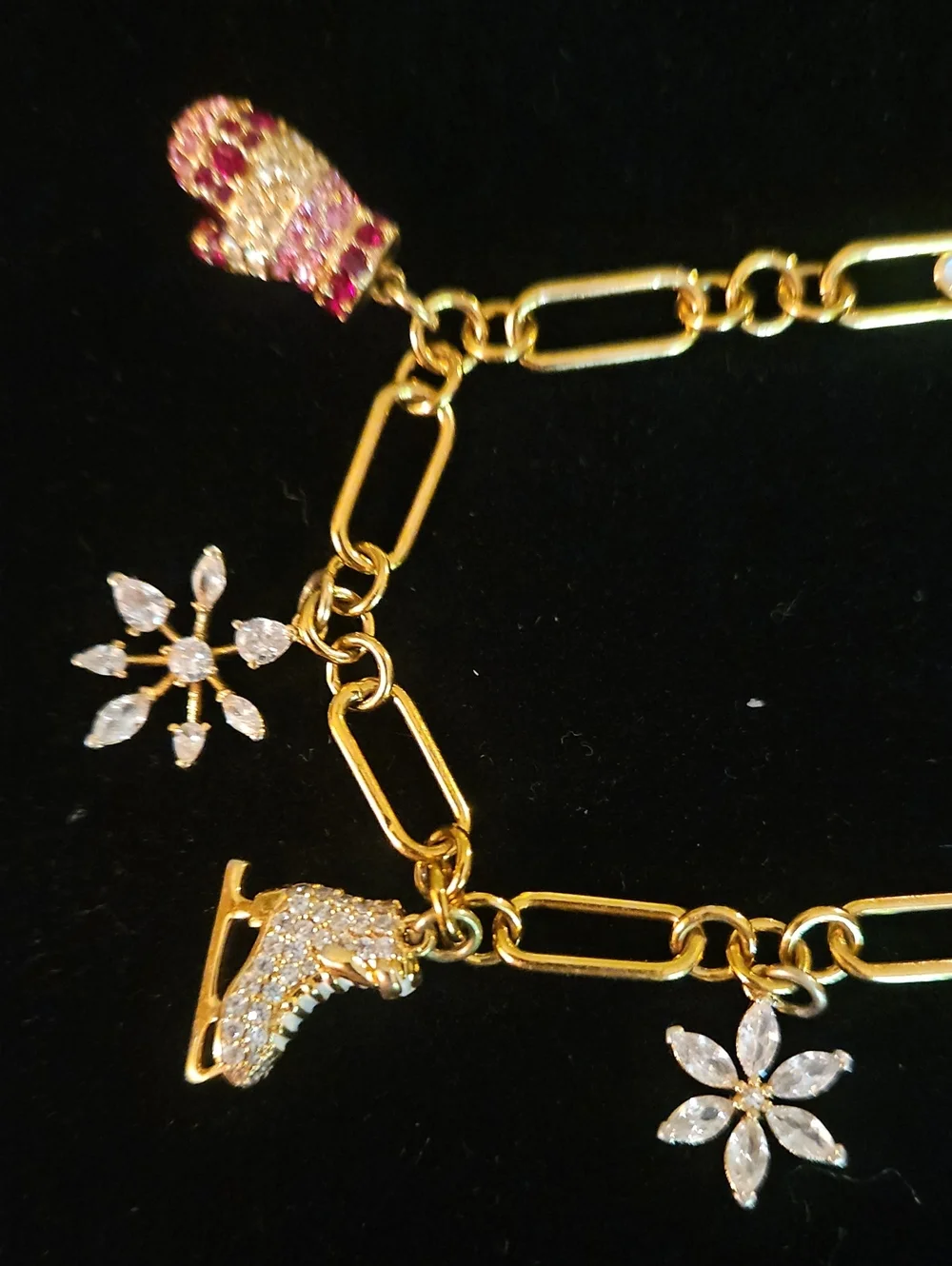 Kate Spade Snow Days Charm Bracelet NWOT - Picture 2 of 4